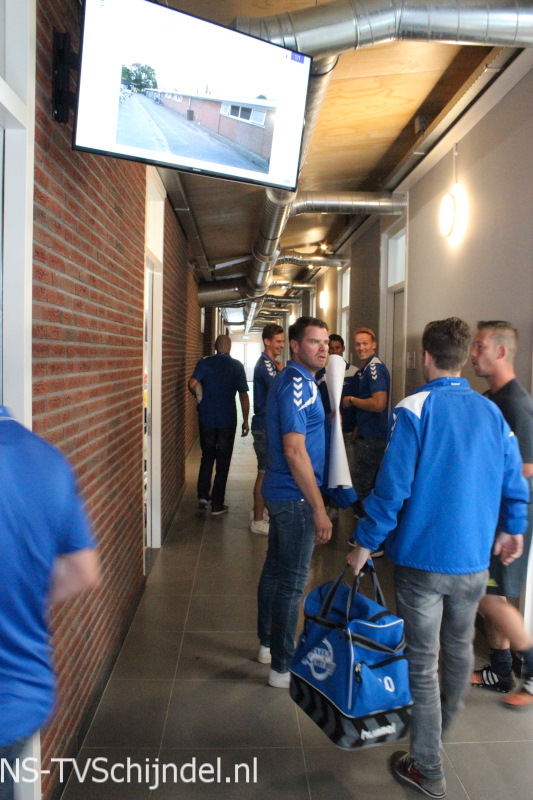 opening kleedlokalen avanti 5