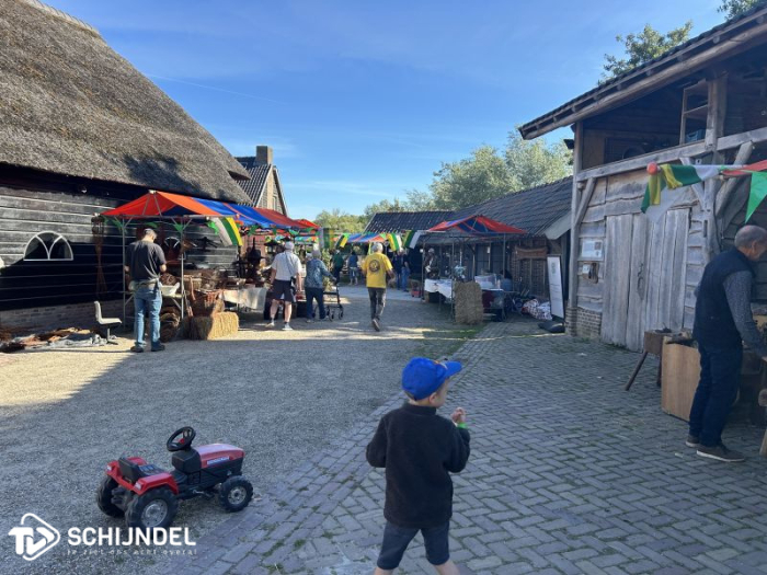 Oude ambachtenmarkt bij de schaapskooi