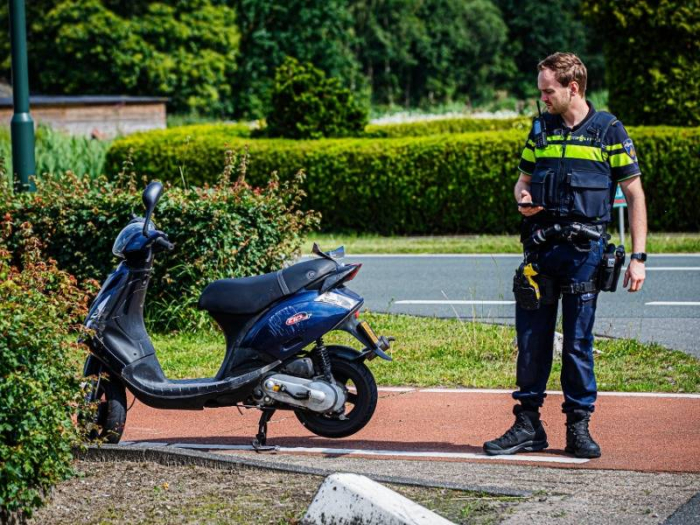 Scooterrijder gewond na ongeval met auto Boxtelseweg