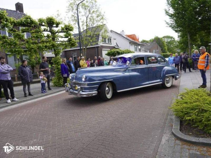 Klassieke auto’s, motoren en bromfietsen op pad