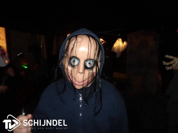 FOTOBOEK: Griezelen en snoepen tijdens Trick or Treat in de Bloemenwijk
