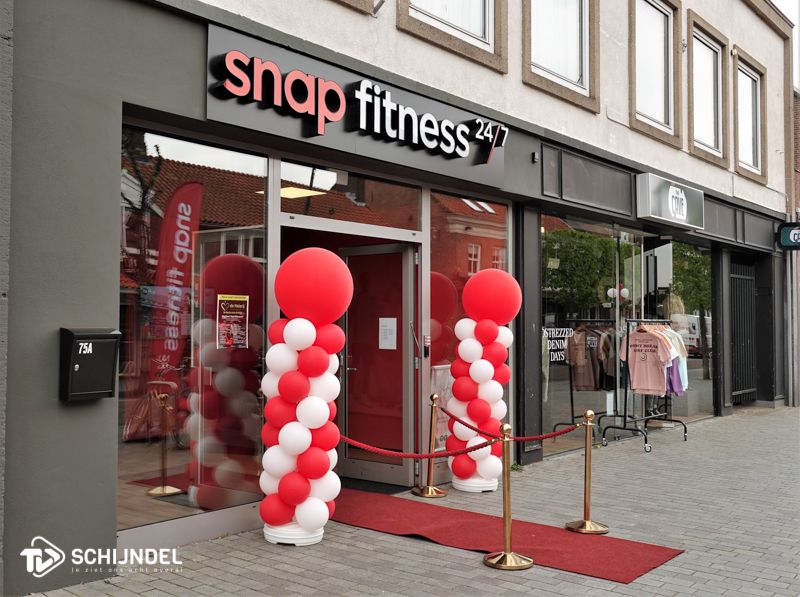 snapfitness red 1