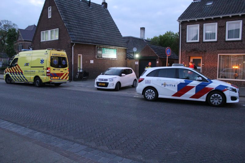 hoofdstraat fiet auto 1