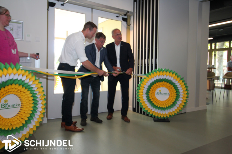 bluumkeopening5
