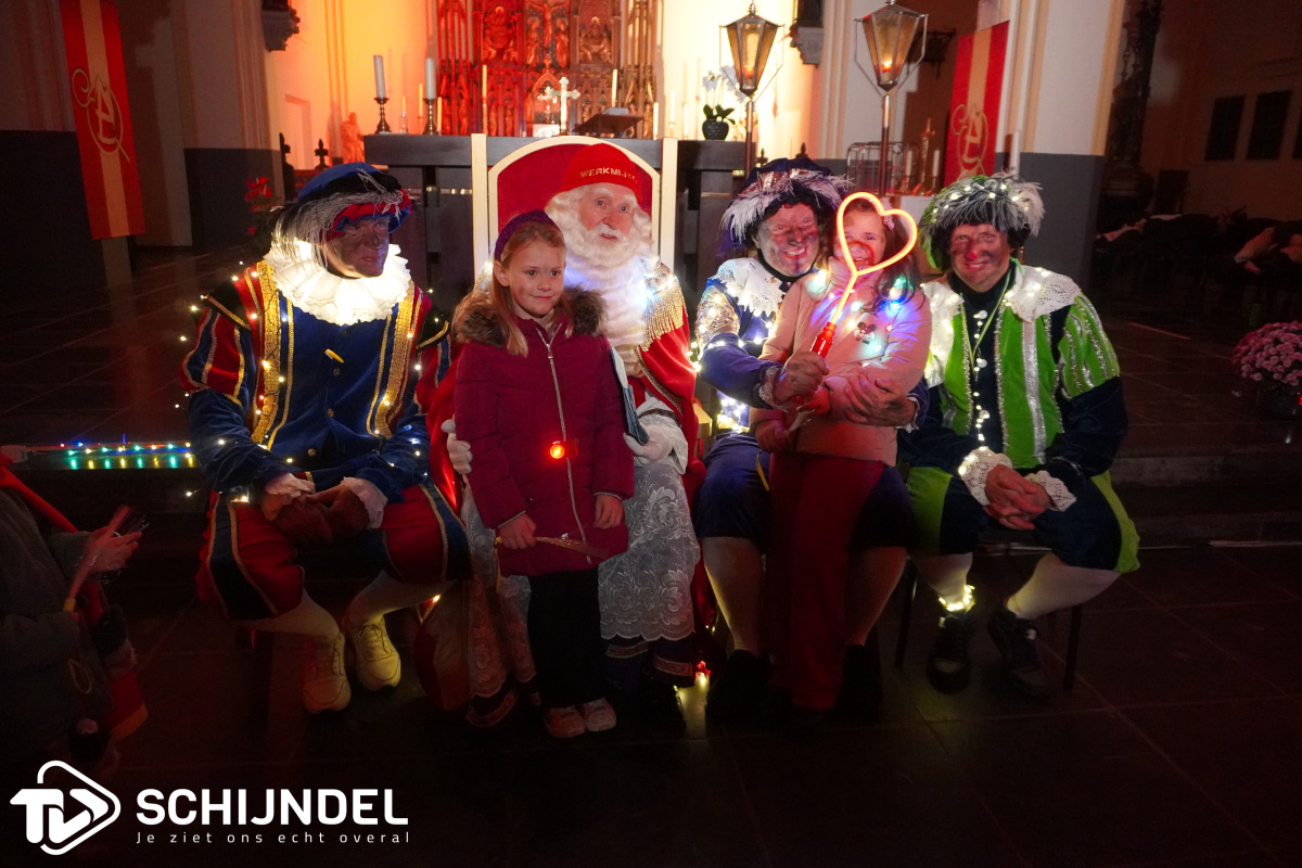 lichtjesintochtsinterklaas6